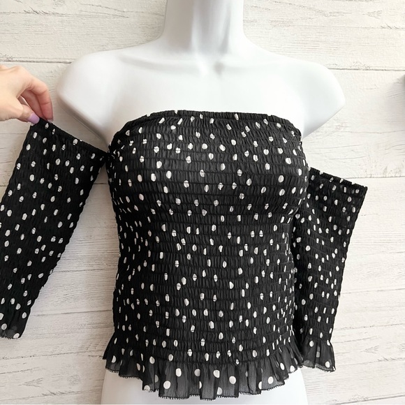 L'AGENCE Tops - L’agence Aero Off the Shoulder Smocked Top